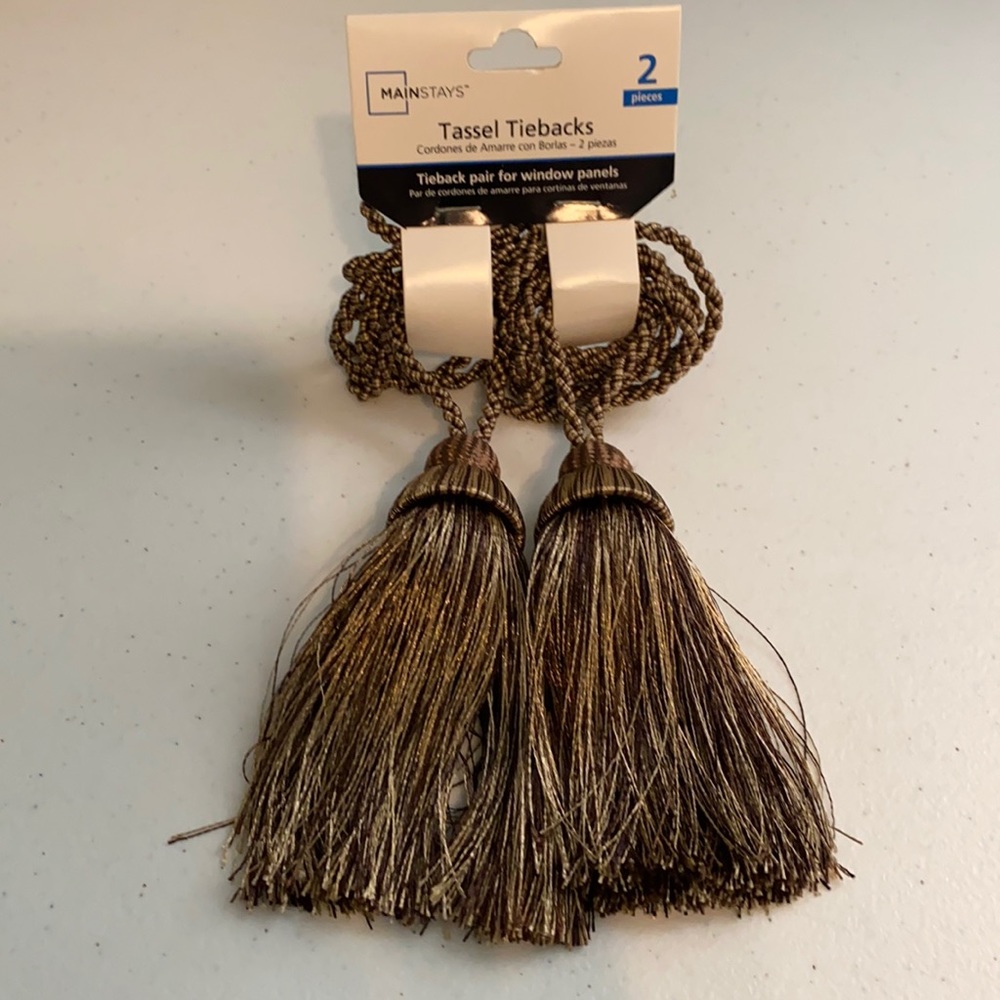 Tassel tiebacks